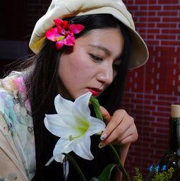 纱模视频,揭秘时尚潮流的幕后制作过程