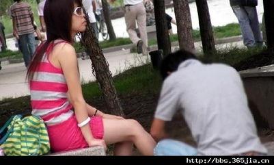 女人伺候男人视频,揭秘女性伺候男性的真实画面