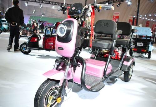 小鸟电动车广告视频,小鸟电动车引领绿色出行新风尚